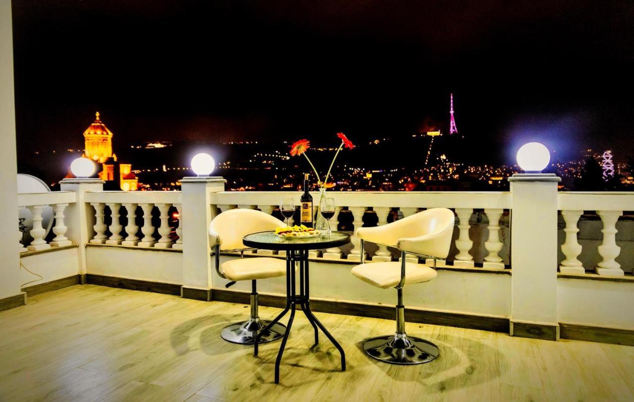 White House Hotel Tbilisi Exterior photo